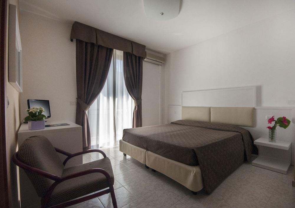 Rina Hotel Alghero Esterno foto