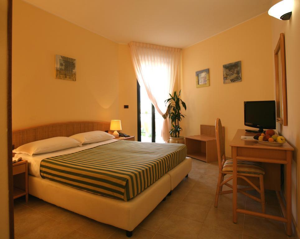 Rina Hotel Alghero Esterno foto